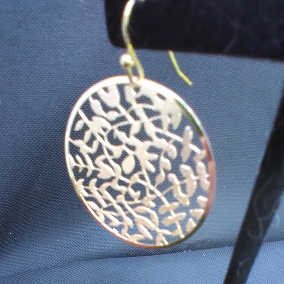 Boho Gold tone Fall Leaves Earrings Splendid 🍁🍁 - Picture 7 of 10